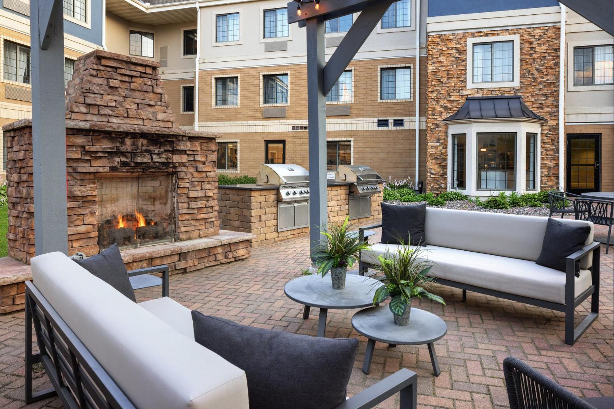 Staybridge Suites Minneapolis-Maple Grove By Ihg מראה חיצוני תמונה