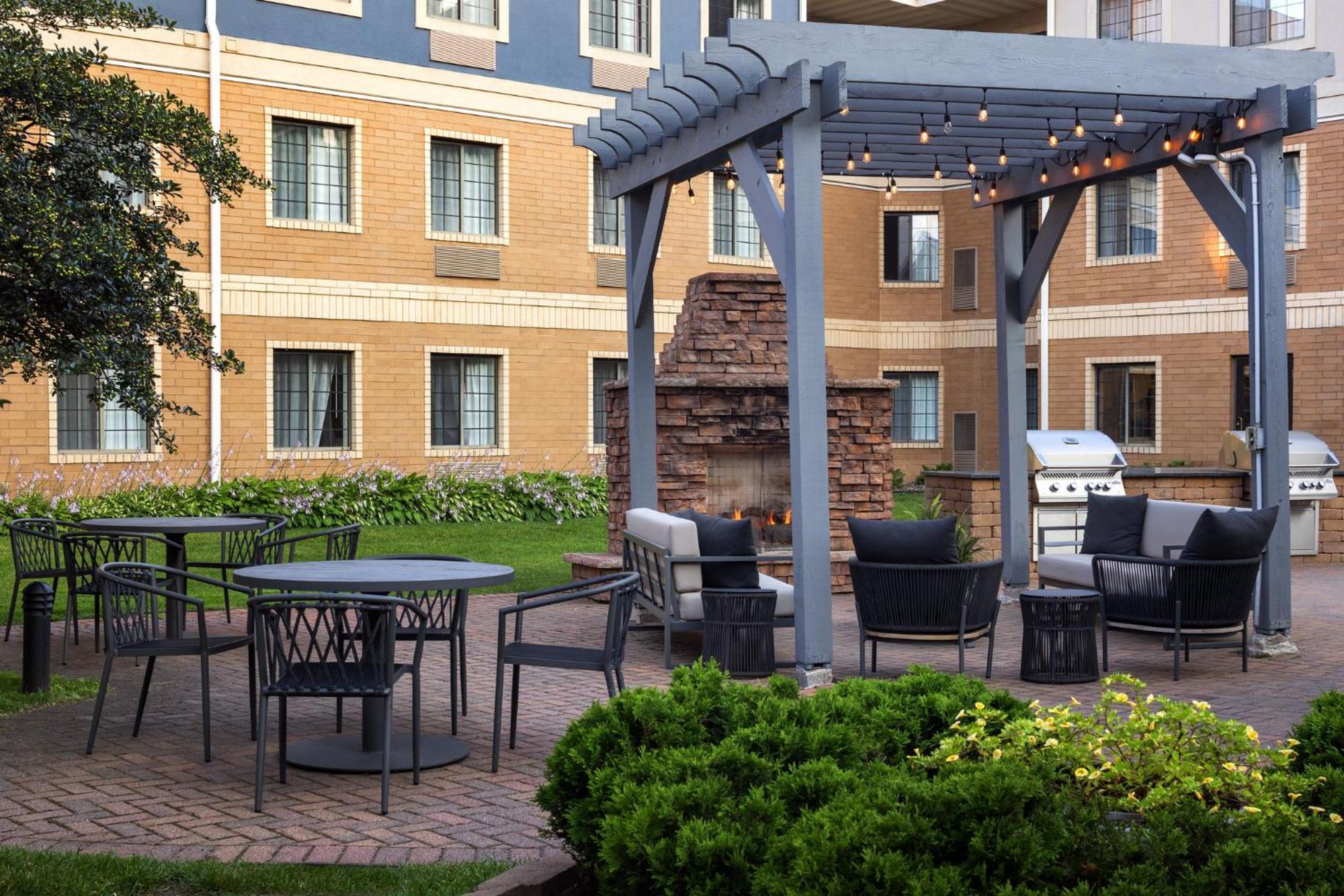 Staybridge Suites Minneapolis-Maple Grove By Ihg מראה חיצוני תמונה
